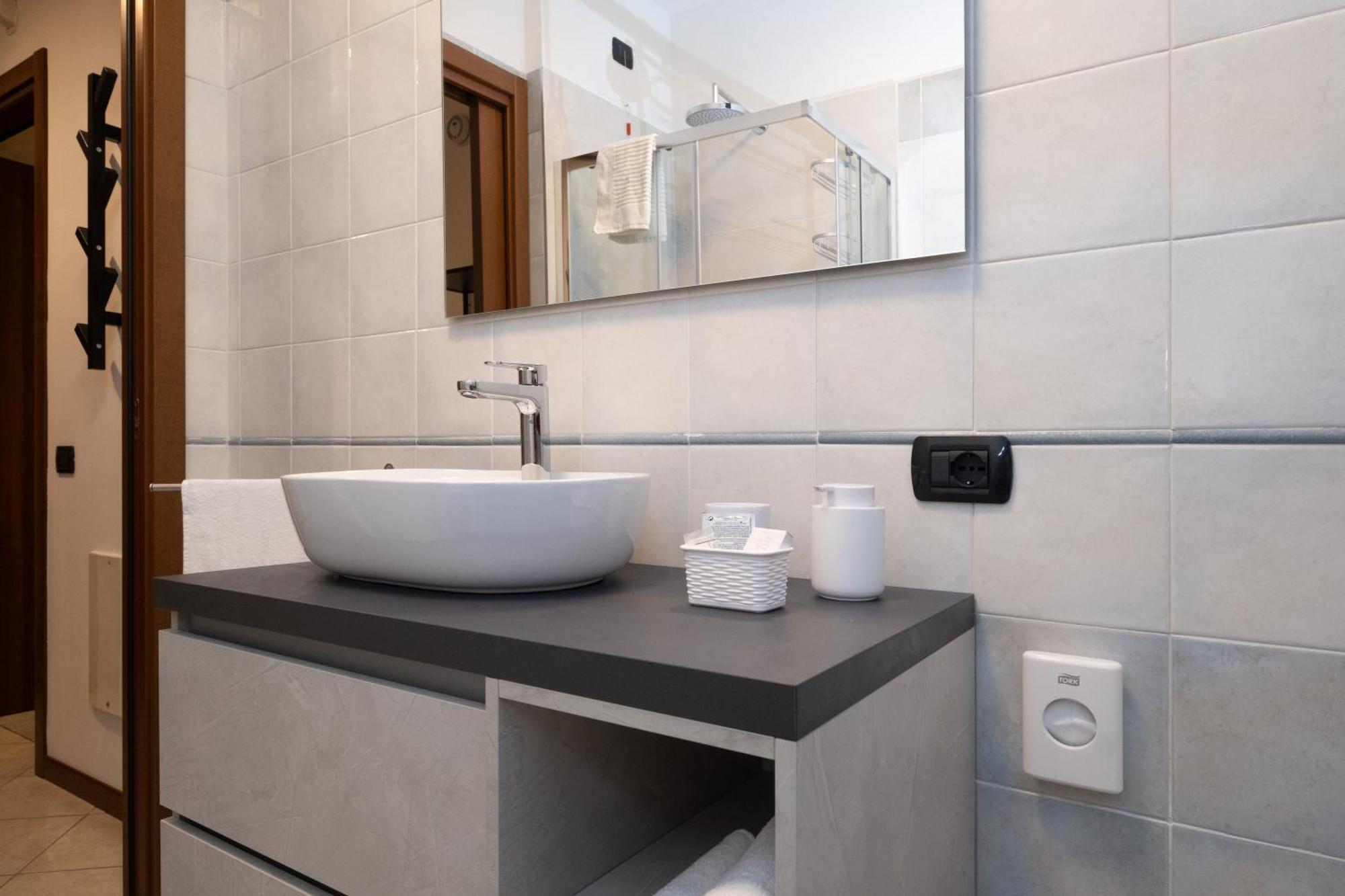Apartament Bilocale A Lainate Lainhouse Zewnętrze zdjęcie